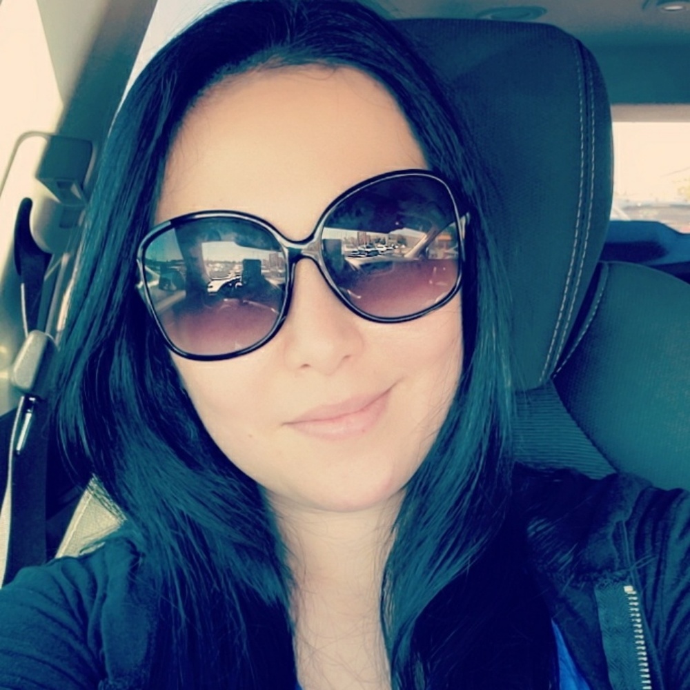 Meet your Posher, Mayra